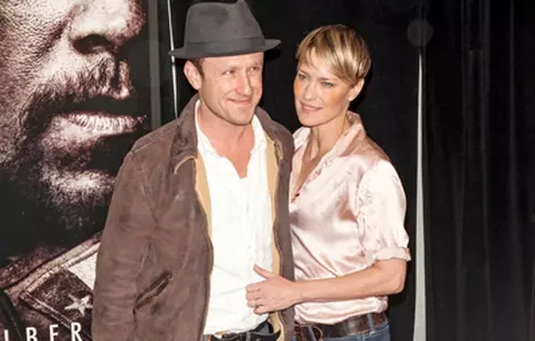 Robin Wright şi Ben Foster s-au logodit, după doi ani împreună 