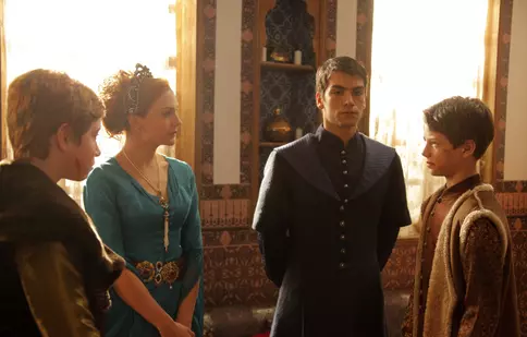 Sultana Şah îşi arată adevărata faţă, azi, în “Suleyman Magnificul”