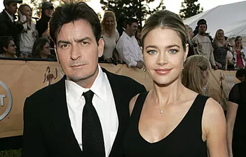 Charlie Sheen s-a supărat pe Denise Richards