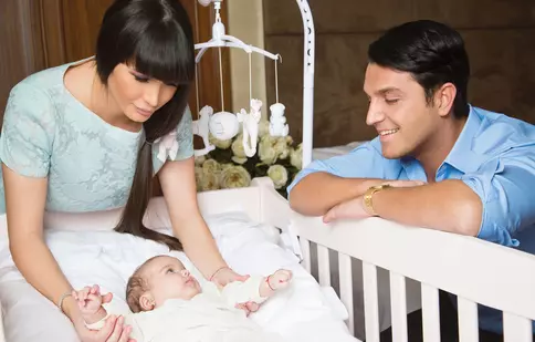 «Sofia îi recunoaşte deja vocea la televizor»