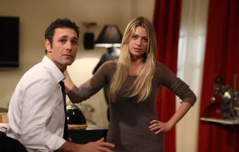 Îţi prezint un prieten