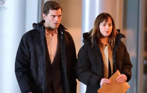 Cine se ceartă la filmările „Fifty Shades of Grey”?