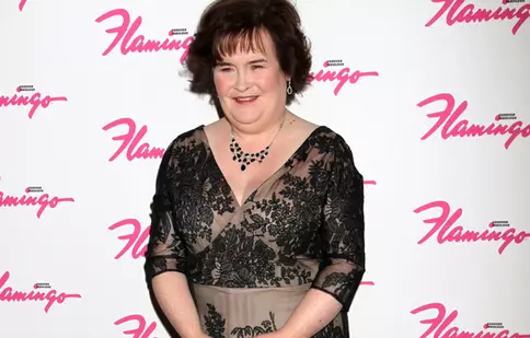 Susan Boyle vrea să vândă cărţi