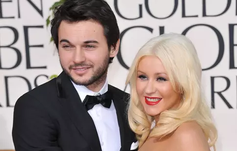 Christina Aguilera s-a logodit cu iubitul Matthew Rutler