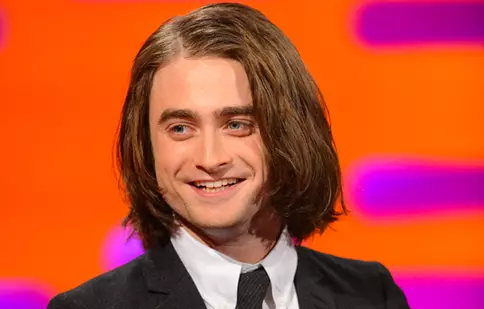 Daniel Radcliffe şi-a lăsat plete