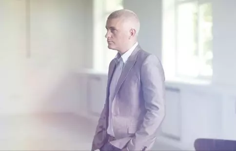 Virgil Ianţu lansează primul album solo: "Ieri şi azi"