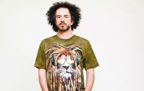 INTERVIUL ALTFEL. Vlad Craioveanu: "Mă uimesc programele de la ora 5 p.m."