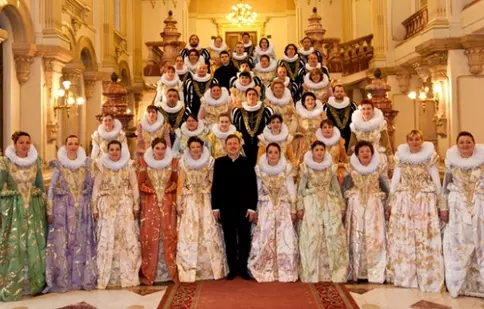 Corul Madrigal se alătură trupei Taxi la Sala Palatului