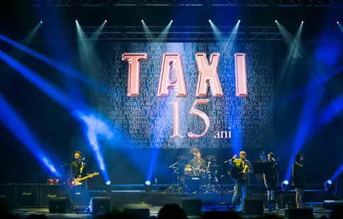 Taxi a sărbătorit 15 ani de existenţă cu un spectacol maraton