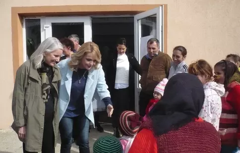 Iuliana Marciuc stă de vorbă cu Leslie Hawke azi, la „Destine ca-n filme”