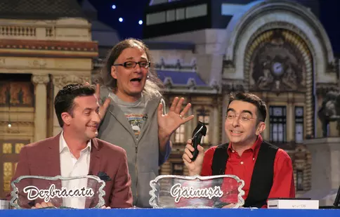 Mihai Găinuşă a fost taxat de colegi, la “Cronica Cârcotaşilor”