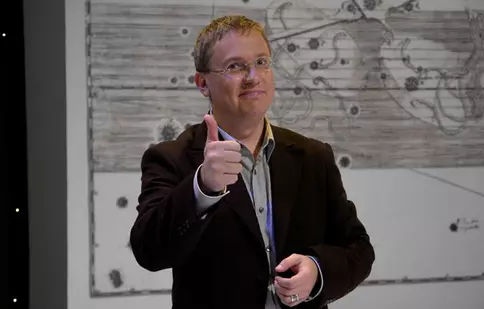 Marius Vizante prezintă la TVR 2 Filmul Festivalului Naţional de Teatru 2013