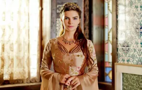 Pelin Karahan, Mihrimah din „Suleyman Magnificul”, este însărcinată 