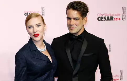 Scarlett Johansson şi Romain Dauriac aşteaptă primul lor copil