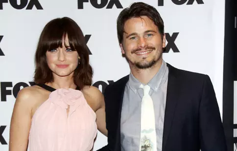 Alexis Bledel („Fetele Gilmore”) şi Jason Ritter („Numai tată să nu fii!”) au serial nou