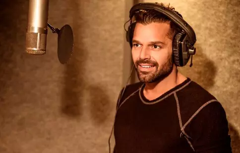 Emisiunea "SuperSong", cu Ricky Martin, în premieră la AXN
