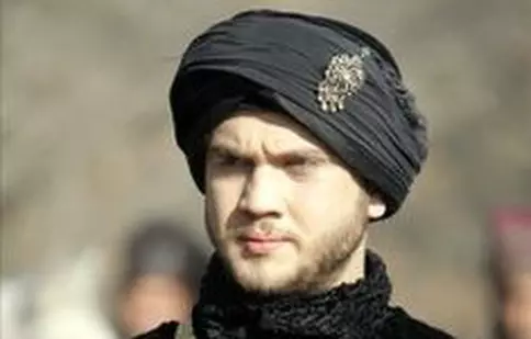 Aras Bulut Iynemli: „Onoarea este cea mai importantă calitate a unui bărbat”