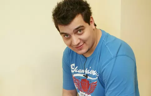  Bursucu’, bucătar la “Cireaşa de pe tort”: “Musafirii mei au plecat mulţumiţi” 