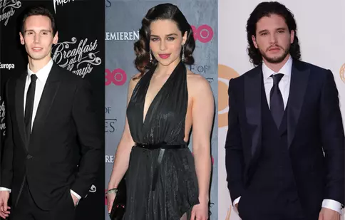 Emilia Clarke nu se poate hotărî între doi admiratori