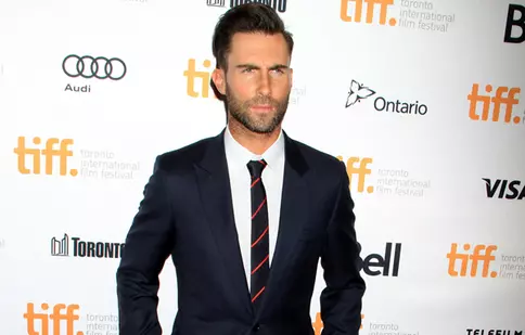 Adam Levine și-a cerut iertare de la fostele iubite