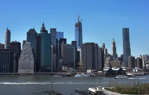 Discovery Channel va difuza în premieră seria "Super zgârie-nori"