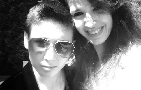 Alina Chivulescu, înconjurată de prietene de ziua ei