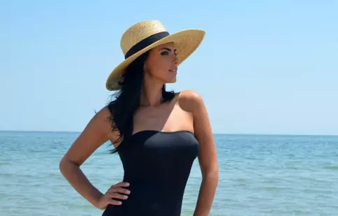 Lavinia a lansat un nou single, „Explodez” 