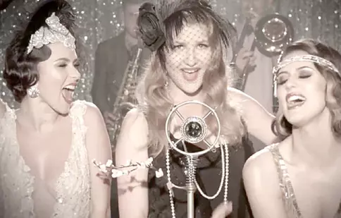 Inna, Antonia şi Dara au scos piesa “Fie ce-o fi” 