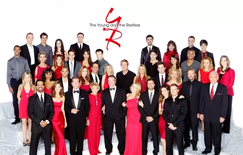 Serialul "Tânăr și neliniștit" se mută, de lunea viitoare, la Acasă TV