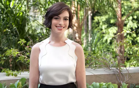 Anne Hathaway: „Îmi cronometrez dușurile”