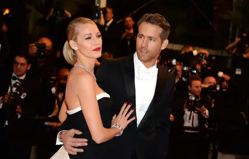 Ryan Reynolds va deveni tată | Iată prima poză cu Blake Lively însărcinată!