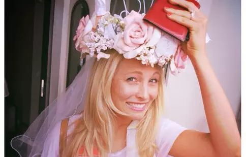 Candice Accola („Jurnalele vampirilor”) s-a măritat la New Orleans