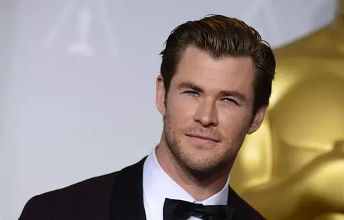 Chris Hemsworth față în față cu Moby Dick în „In the Heart of the Sea”