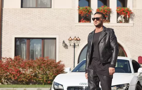 Dorian Popa lansează primul clip din cariera solo, "Pe placul tău"