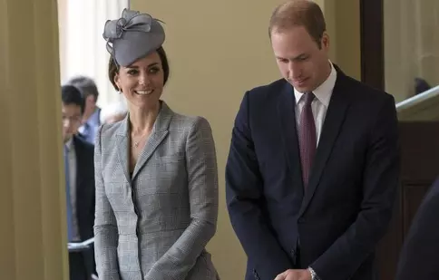 Prinţul William şi soţia sa continuă să se certe. Ducesa Kate rămâne la părinții ei