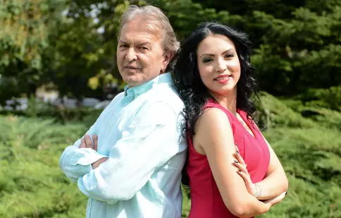 Eveline Păuna va prezenta emisiunea “Omul cu chitara” alături de Ducu Bertzi