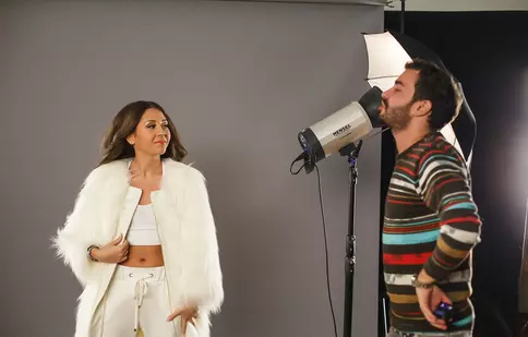 Nicole Cherry a filmat videoclipul “Fata naivă”