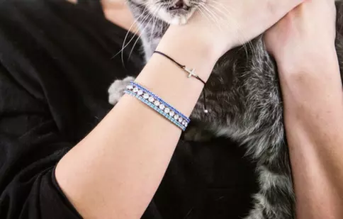 Alina Eremia a filmat videoclipul piesei “Când luminile se sting”