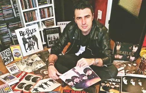 Cornel Ilie (VUNK) are o colecție de 100 de albume Beatles