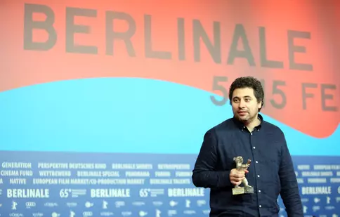 Regizorul Radu Jude a câştigat Ursul de Argint pentru „Aferim!”