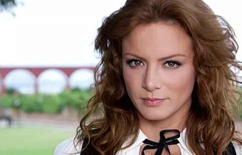 Telenovelista Silvia Navarro este însărcinată