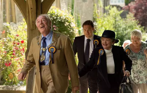 „The Casual Vacancy”: primul trailer al miniseriei după J.K. Rowling