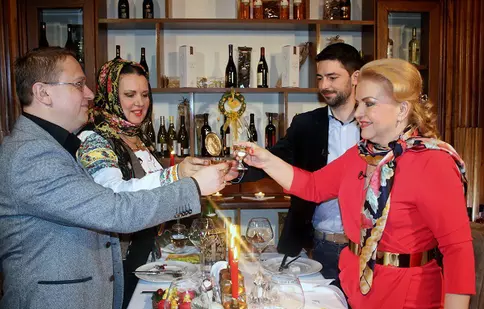 Ce vedete petrec Paştele la Prima TV, la “Cireaşa de pe tort”