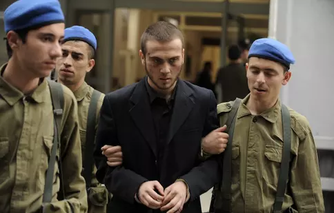 Azi în „Trădarea”: Mete iese din închisoare