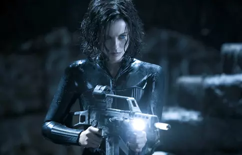 Kate Beckinsale se reîntoarce pentru „Lumea de dincolo 5”