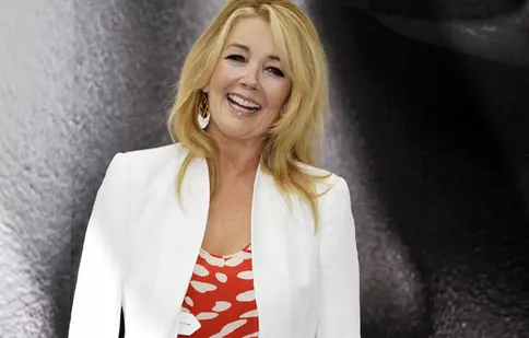 Melody Thomas Scott („Tânăr şi neliniştit”) o preferă beată pe Nikki