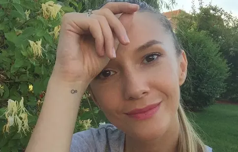 FOTO: De ce a ales Adela Popescu să-și facă un tatuaj