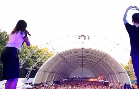 Alexandra Bădoi a cântat pe aceeași scenă cu Armin Van Buuren