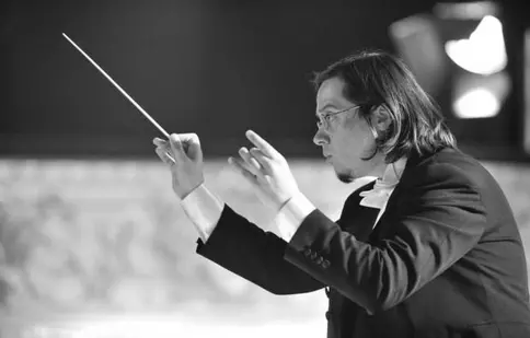 Răzvan Suma şi „Visul unei nopţi de vară” la Sala Radio