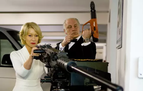 Recomandarea TVmania pentru seara de duminică: „RED - Greu de pensionat”